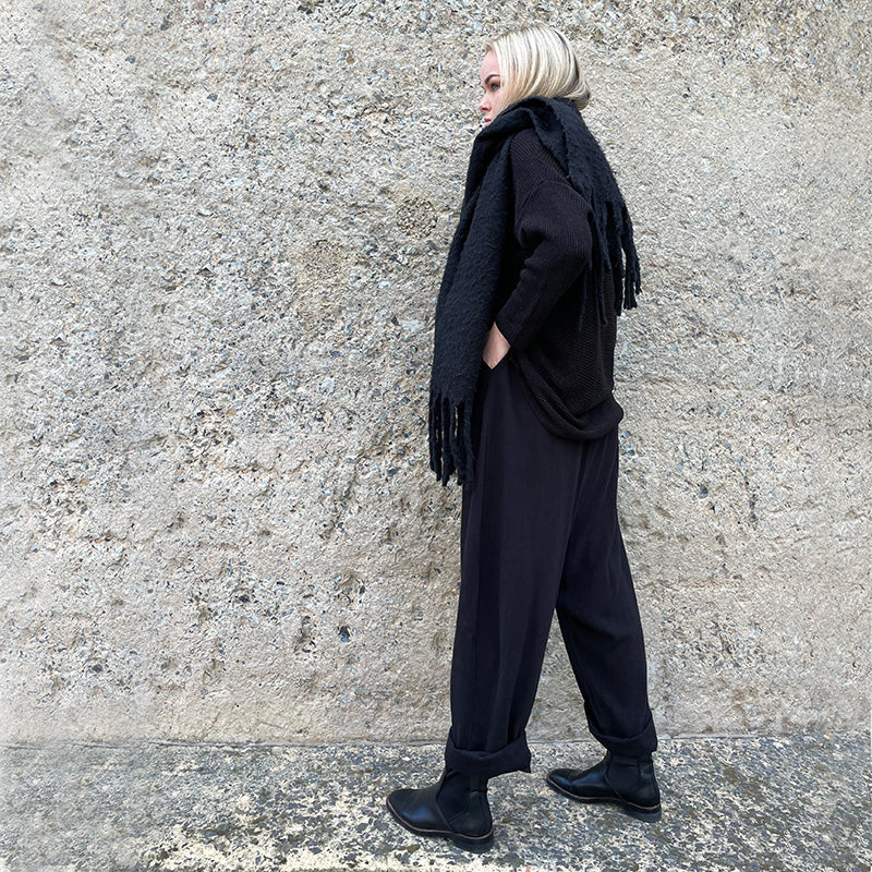 Nunchi Low-Crotch Pants Linen