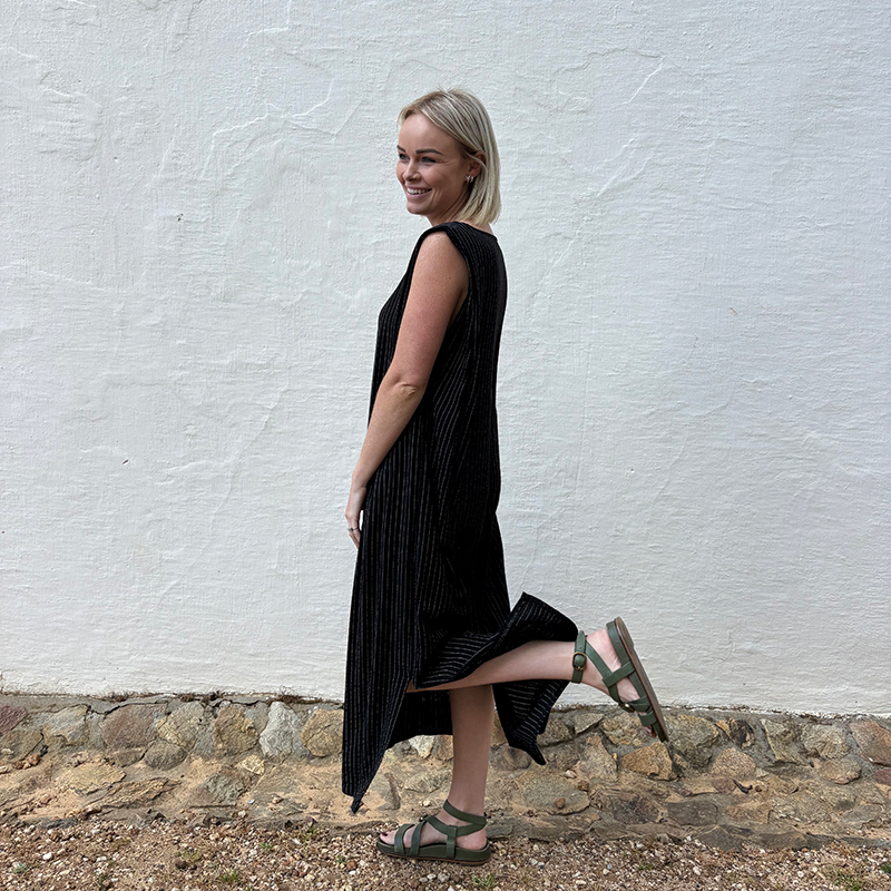 Yugen Tuck-Shoulder Black Linen Stripe Dress