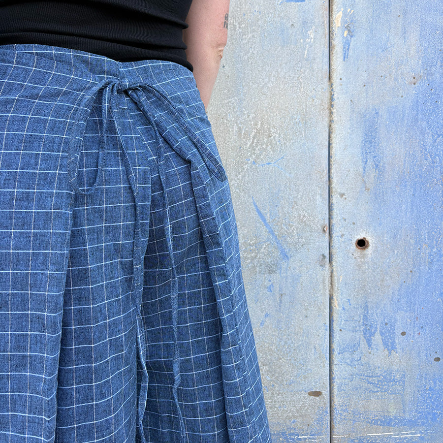 ORIGAMI LONG SHORTS