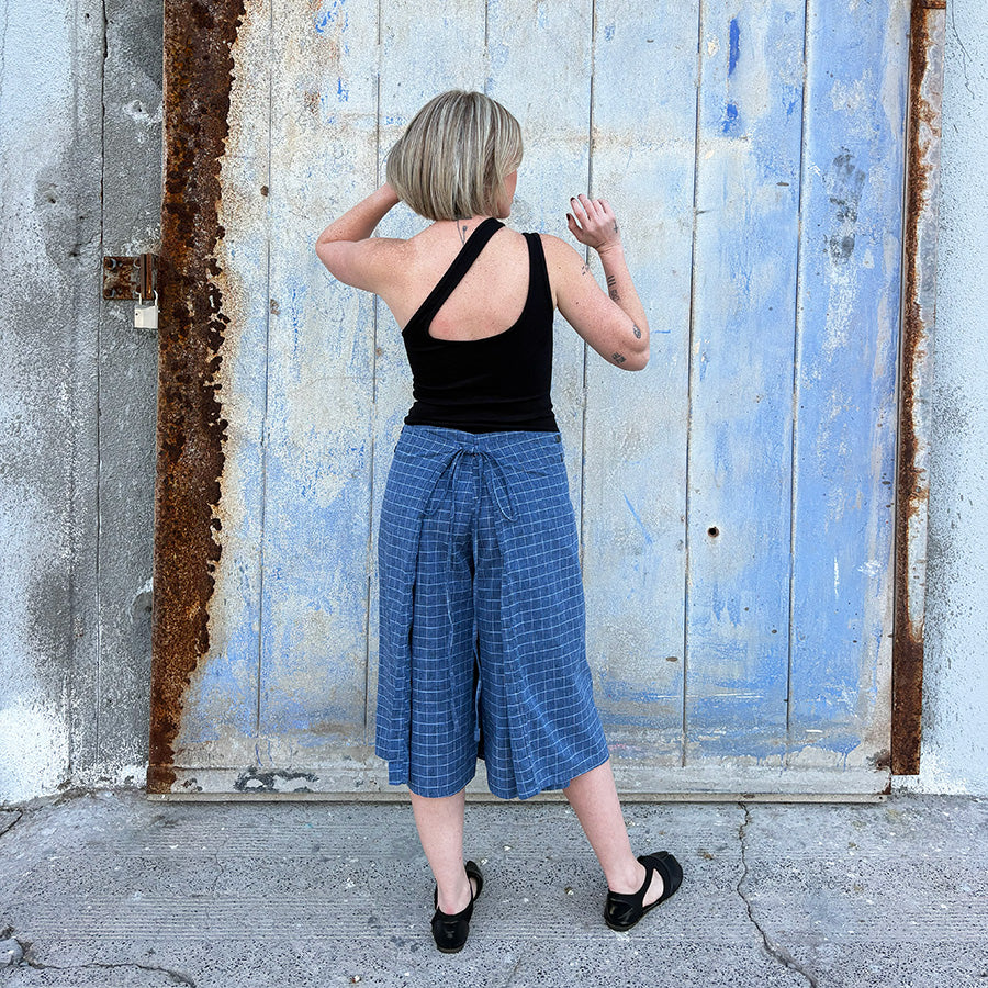 ORIGAMI LONG SHORTS