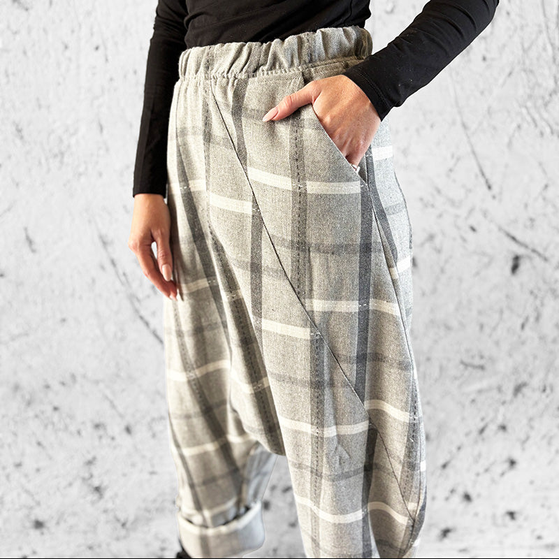 Winter Nunchi Low-Crotch Pants